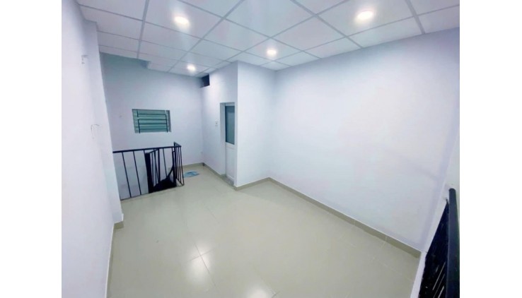GIÁP KHU TÊN LỬA - GẦN CHỢ LÊ ĐÌNH CẨN - HẺM 5M - 27M2 - SỔ ĐẸP GIÁ 2.7 TỶ